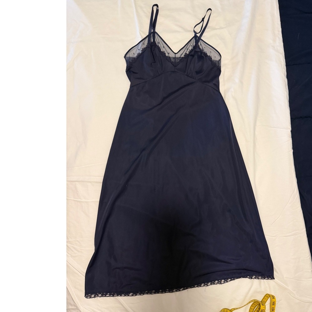 Vintage Luxite by Holeproof Navy Blue Nylon Full Slip Lace Mesh Bodice 34